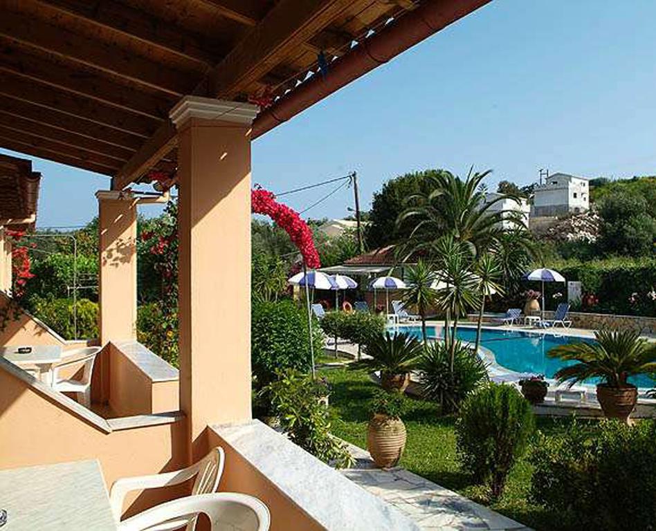 Mary Helen Apartments Kassiopi Bagian luar foto