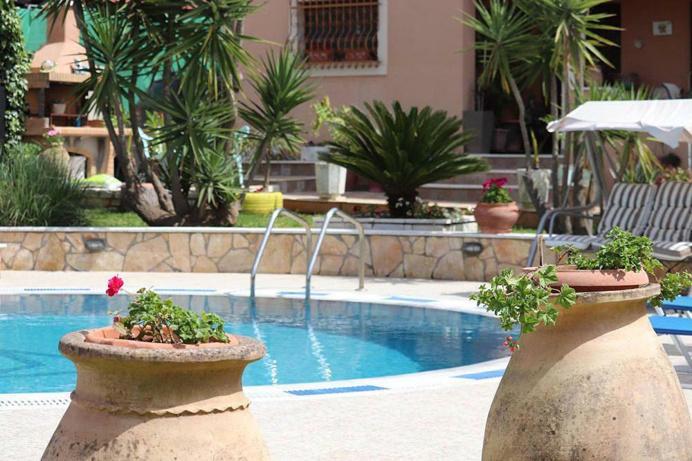 Mary Helen Apartments Kassiopi Bagian luar foto